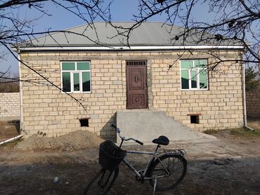 Həyət evləri və villaların satışı: Salam,Ala qapının yanı,Günəşli qəsəbəsində 5 sot torpaqda 6 daş — 7