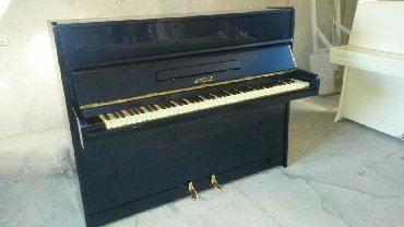 Klavişli alətlər: Pianino Əla vəziyyədə. İsdənilən evin dizaynına uyğun olaraq