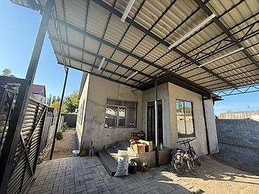 Продажа домов: 5 комнат, 100 м², 4 соток, Бишкек, Собственник — 2