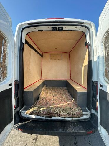 Ford: Ford Transit: 2.2 l | 2014 il Van/Minivan — 5