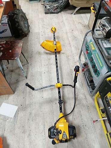 третья рука: Бензокоса ROLF TOP‑530G - Мощный двухтактный бензиновый двигатель — 2