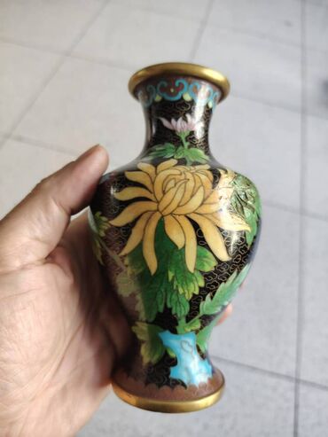 Vaz kluazone 1950 il.defekti var