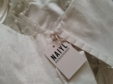 пышное фатиновое свадебное платье: Здравствуйте Продаю Свадебное платье от NAIYL Состояние абсолютно
