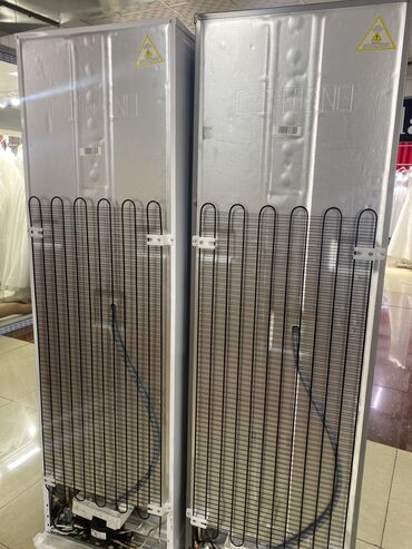 Холодильники: Холодильник Beko, Новый, Двухкамерный, 60 * 210 * 60, С рассрочкой — 13