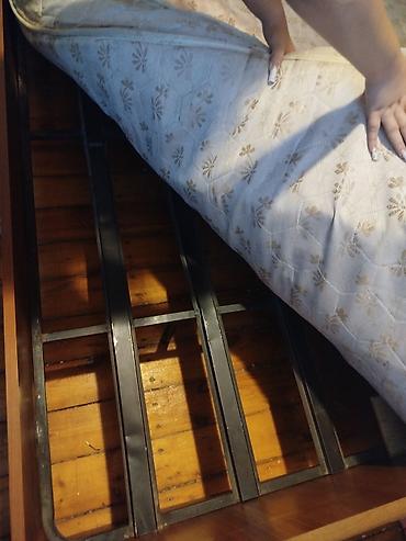 qaradag: İki nəfərlik taxt+matras.Altı dəmir karkaslıdır.Qırığı — 3