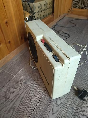 prisdesin: Elektronika-201 üçproqramlı divar/səth tipli radioqurğu — 2