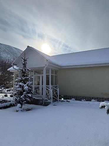 Продажа дач: Продается загородный дом площадью 58 м2 со свежим ремонтом. Все — 15