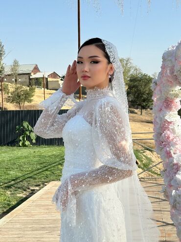 Свадебные платья: Свадебное платье, Со шлейфом, Кружево, Новый — 5