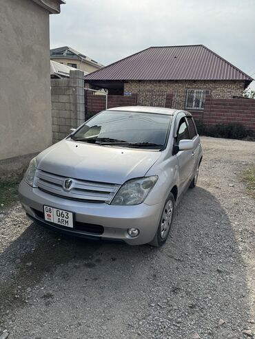 Toyota: Toyota ist: 2003 г., 1.5 л, Автомат, Бензин, Хэтчбэк