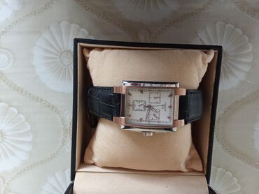 Наручные часы, Tissot, цвет - Черный
