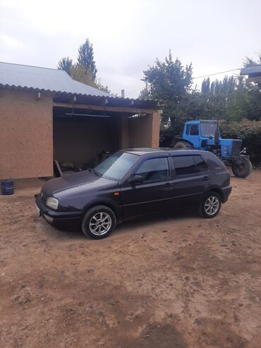 гольф r: Volkswagen Golf: 1993 г., 1.8 л, Механика, Бензин, Седан