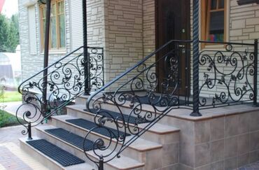 Изготовление перил: Изготовление перил Материал: Кованное железо, Наружные — 4