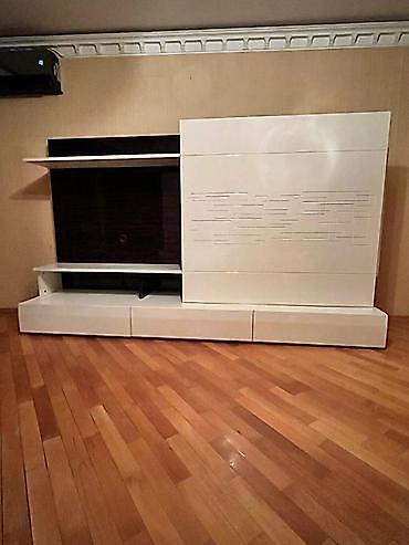 set mebel: İşlənmiş, Düz TV altlığı, Polkalı, Taxtalı — 1