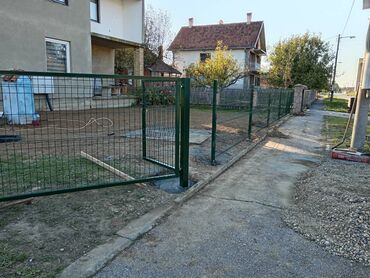 Građevinarstvo i rekonstrukcija: Kompletne usluge ograđivanja placeva vikendica, dvorišta, bašta — 4
