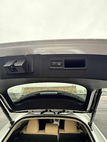 Lexus: Lexus NX: 2018 г., 2 л, Автомат, Бензин, Кроссовер — 9