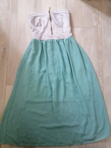 original hm coachella crop top xs: Prelepa tirkizna haljinica, letnja, lepršava i rastegljiva pa savršeno