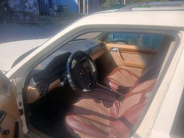 бак 124 мерс: Mercedes-Benz E-Class: 1990 г., 2.3 л, Кол менен иштөөчү, Бензин, Универсал — 3