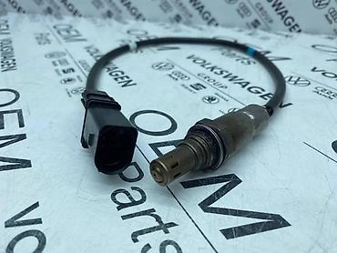 bas ovaj: LAMBDA SONDA ZA VOLKSWAGEN TIGUAN, TOURAN, GOLF 7 . - 04L 906 262 AG — 2