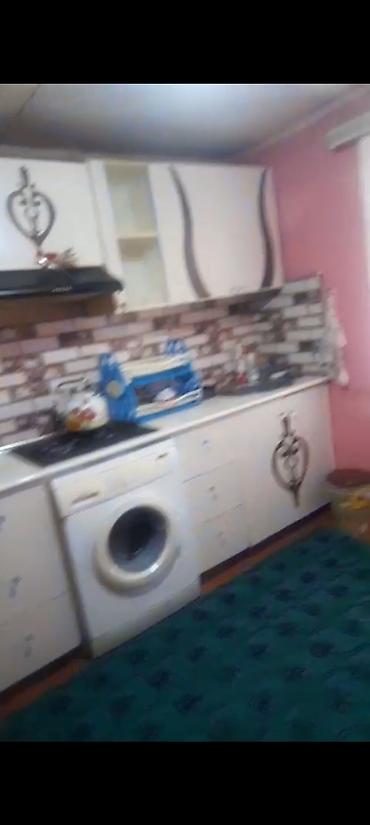 Həyət evləri və villaların satışı: 20 sot heyeti. Heyetinde dami heyvan saxlamgcun. hamam tualet — 10