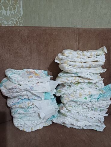 pampers 2 nomre qiymeti: 32 eded pampers 5-6 nömrəli. Dənəsi 0.20 qəpik