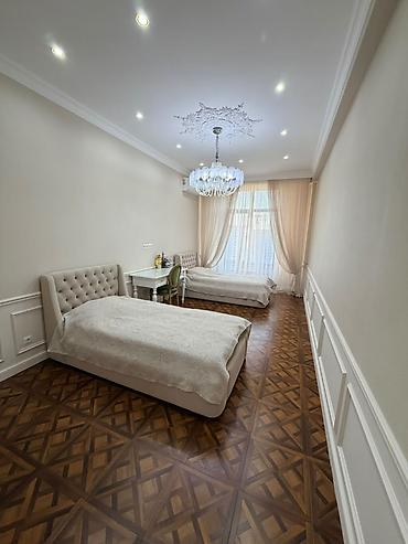 елисейское поле: 4 комнаты, 174 м², Асанбай мкр 9 этаж, Евроремонт — 7