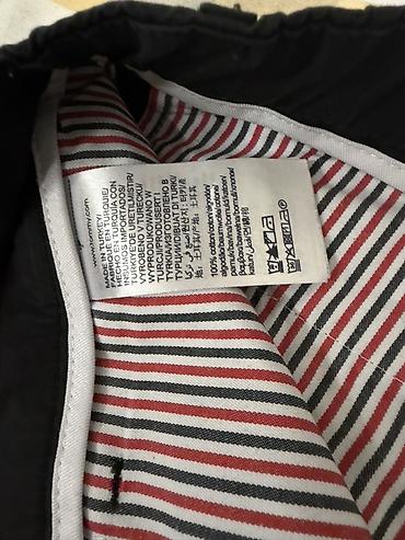 Брюки: Классические мужские брюки Tommy Hilfiger - Модель: прямой крой — 2