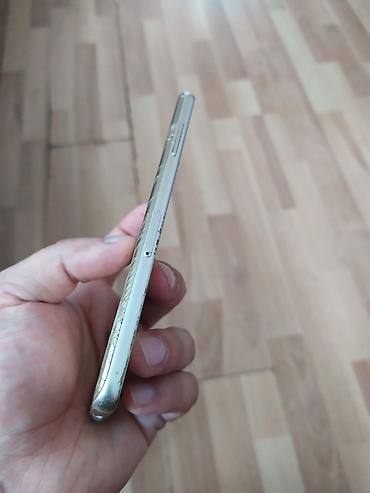 telefon plata: Ekran sınıb. hər şeyi işləkdir. Ehtiyat hissəsi kimi satıram. ekrandan — 5