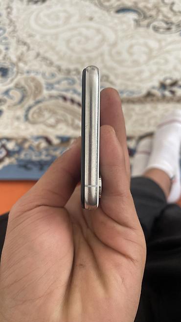 Мобильные телефоны: IPhone Xs, Б/у, 256 ГБ, Белый, Чехол, 73 % — 5