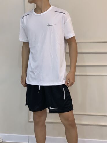 мужские футболки nike: Футболка L (EU 40), XL (EU 42), цвет - Белый