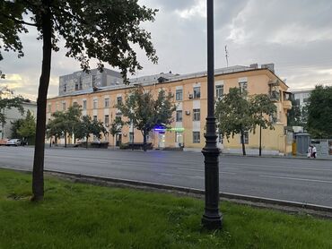 дом для праздников: 3 комнаты, 70 м², Сталинка, 3 этаж, Косметический ремонт