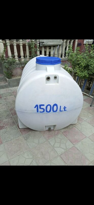 Bağ və bostan üçün digər məhsullar: Bak, Plastik, 1500 l l