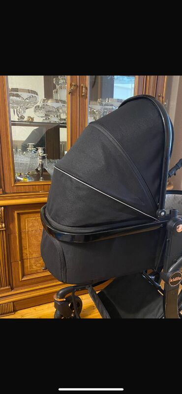 kidilo коляска 3 в 1: Çıxarıla bilən beşikli araba, Kidilo, İşlənmiş, Cins: Qız, Yaş: <1 ay, Pulsuz çatdırılma