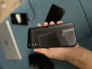 телефоны xiaomi redmi нот 10: Redmi, Redmi 7, Колдонулган, 32 ГБ, түсү - Кара, 2 SIM