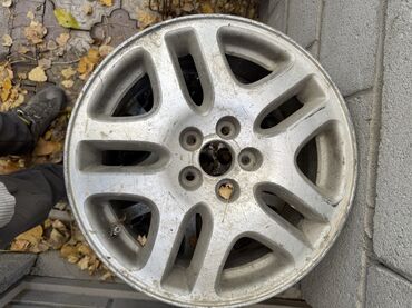 диск на форестер: Литые Диски R 17 Subaru, Комплект, отверстий - 5, Б/у