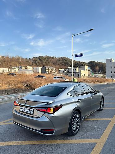 Lexus: Lexus ES: 2019 г., 2.5 л, Гибрид at lalafo.kg — 4 Lexus: Lexus ES: 2019 г., 2.5 л, Гибрид — 4