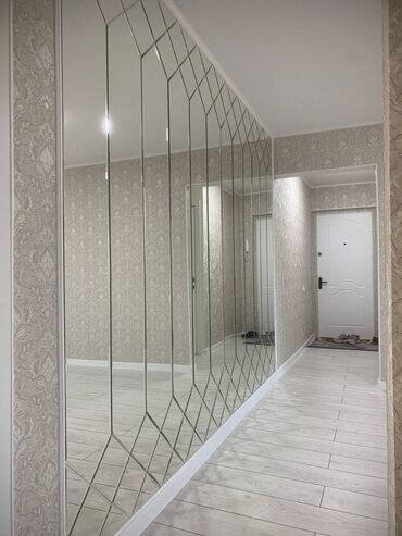гостиница 4 микрорайон: 3 комнаты, 57 м², 104 серия, 4 этаж, Евроремонт