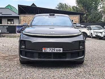 авто лупарик: Lixiang L8: 2023 г., 1.5 л, Автомат, Гибрид, Кроссовер — 4