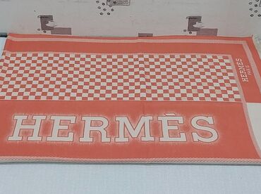 Digər aksesuarlar: Hermes şərfi, xanımlar üçün, təzədir, keyfiyyətlidir. Model: Hermès — 11