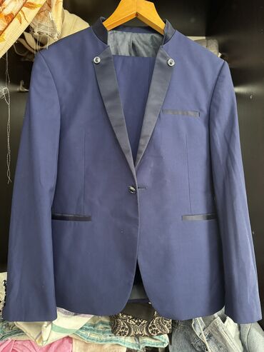 форма одежда: Костюм XL (EU 42), цвет - Синий