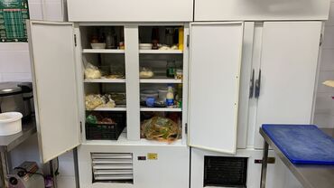 Другое холодильное оборудование: Продаются Один холодильник И Один Морозильник !!! Цена по 50 000 за