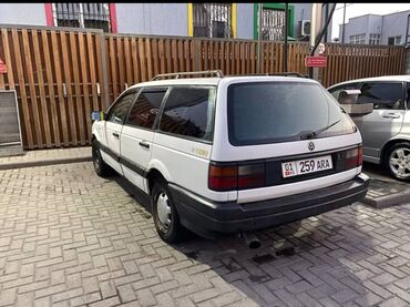 пасат b4: Volkswagen Passat: 1988 г., 1.8 л, Механика, Бензин, Универсал
