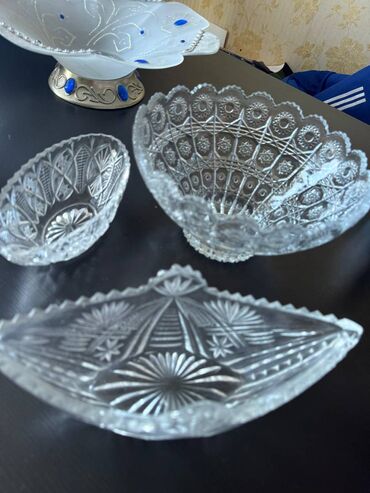 Divanlar: Di̇van-kravat — 7