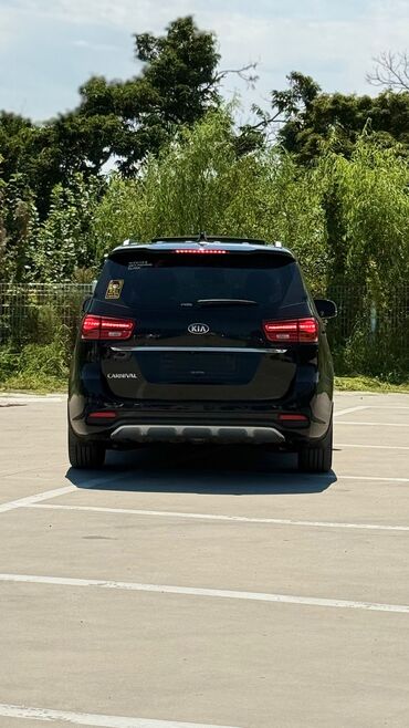 Kia: Kia Carnival: 2019 г., 2.2 л, Автомат, Дизель, Минивэн at lalafo.kg — 6 Kia: Kia Carnival: 2019 г., 2.2 л, Автомат, Дизель, Минивэн — 6