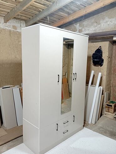 Шкафы для одежды: Шкаф для одежды, Новый, Прямой, ЛДСП — 2