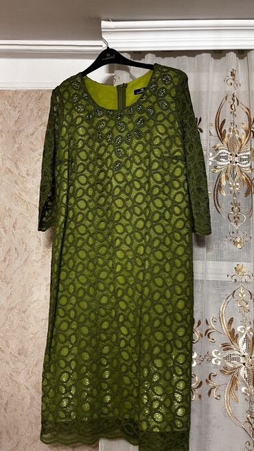 Gündəlik donlar: Qadın geyimləri dəsti – 4 paltar 1) Qızılı-qara uzun ziyafət paltarı — 6