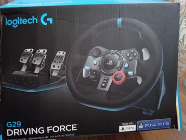 Video oyunlar üçün aksesuarlar: Logitech G29 Driving Force yarış çarxı və pedalları dəsti. Bu dəst