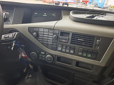 вольво фара: Тягач, Volvo, 2018 г., Без прицепа — 4