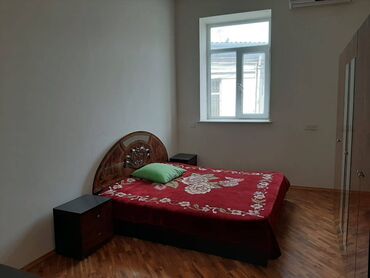 Uzunmüddətli kirayə mənzillər: Sahil işəri şəhər metrosunun yaxınlığında(Torqovuda) 4 mertebəli — 9