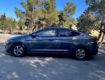 avante: Hyundai Avante: 1.6 l | 2017 il Sedan — 3