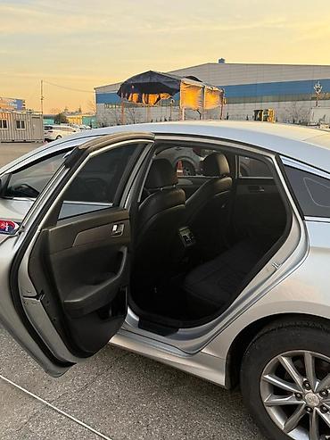 Hyundai: Hyundai Sonata: 2019 г., Седан — 4